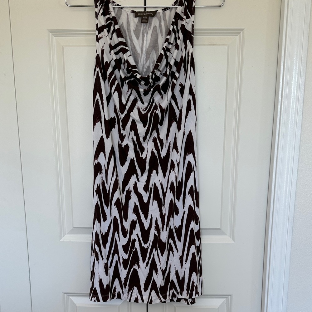Tommy Bahama Brown White Sleeveless Shift Dress Cowl Neck Stretch Jersey Sz M